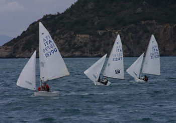 CVT – Conclusa l’XI° Edizione dello SNIPE WINTER TROPHY Snipe Bay ha offerto il meglio della vela tecnica con in acqua gran parte dei campioni della Ranking List nazionale Il titolo passa all’equipaggio Piperno-Tinoco