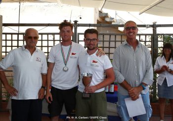 CVT – Campionato Assoluto Italiano Classe Snipe Gli atleti CVT Savorani-Milone sul podio Loro il meritatissimo 3° posto del podio Loro anche l’ottimo 7° posto nella Ranking List Nazionale